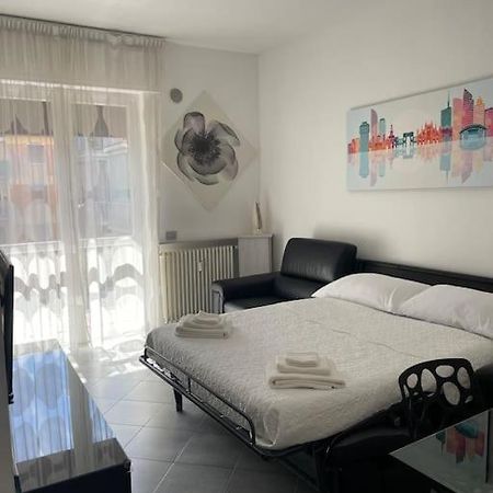 Casa Vacanza Gr B&B Milano Esterno foto